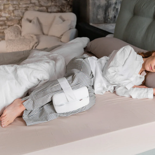 Putnams Knee Pillow - Knee Support Cushion
