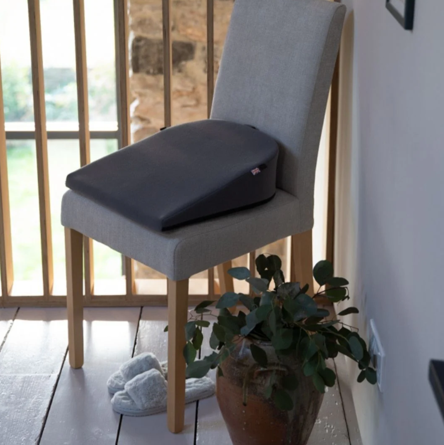 Putnams Seat Wedge- 5½"