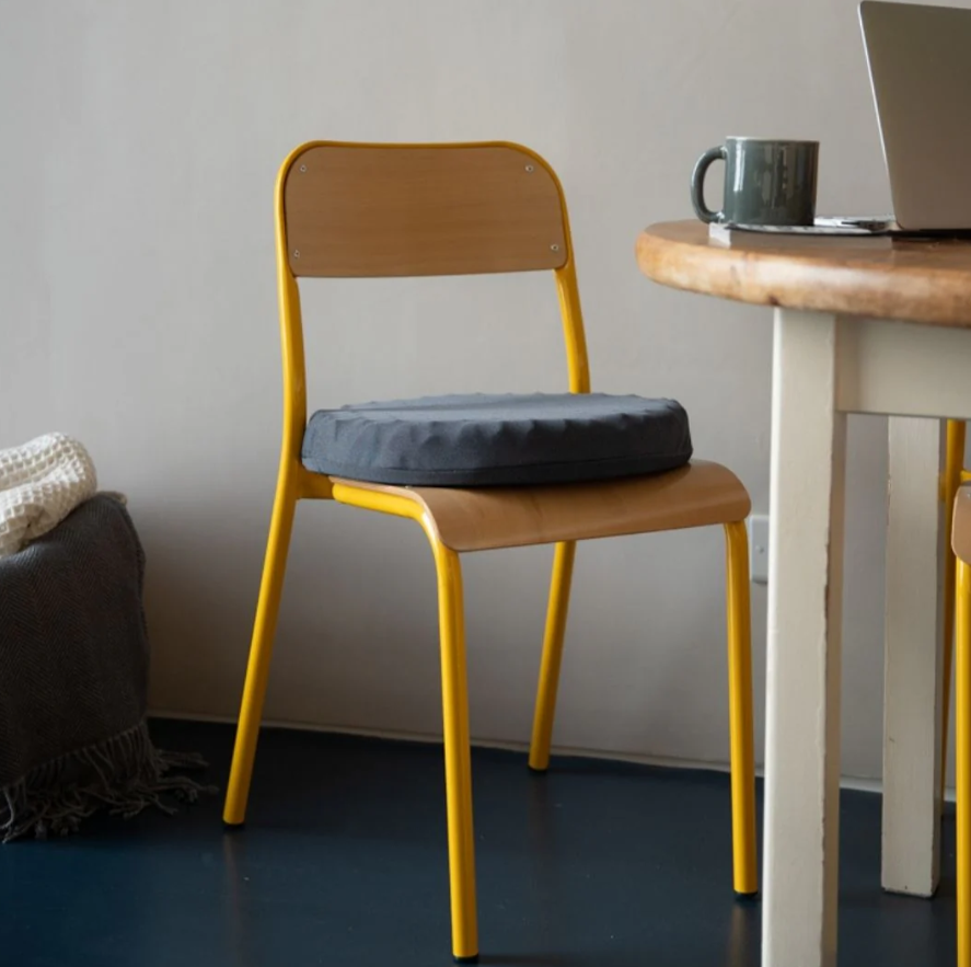 Putnams Ring Cushion