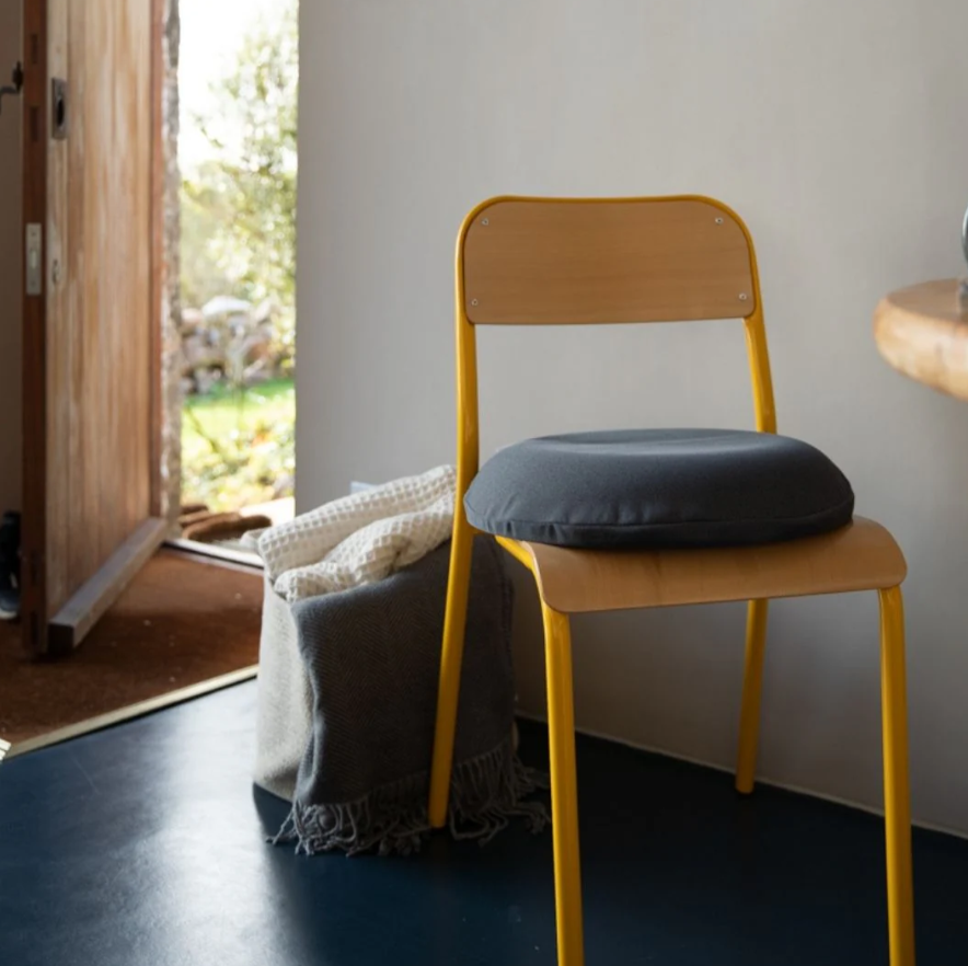 Putnams Ring Cushion