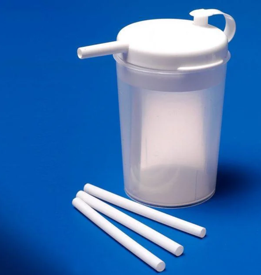 Novo Cup Adult Feeder Beaker With Lid And Spout