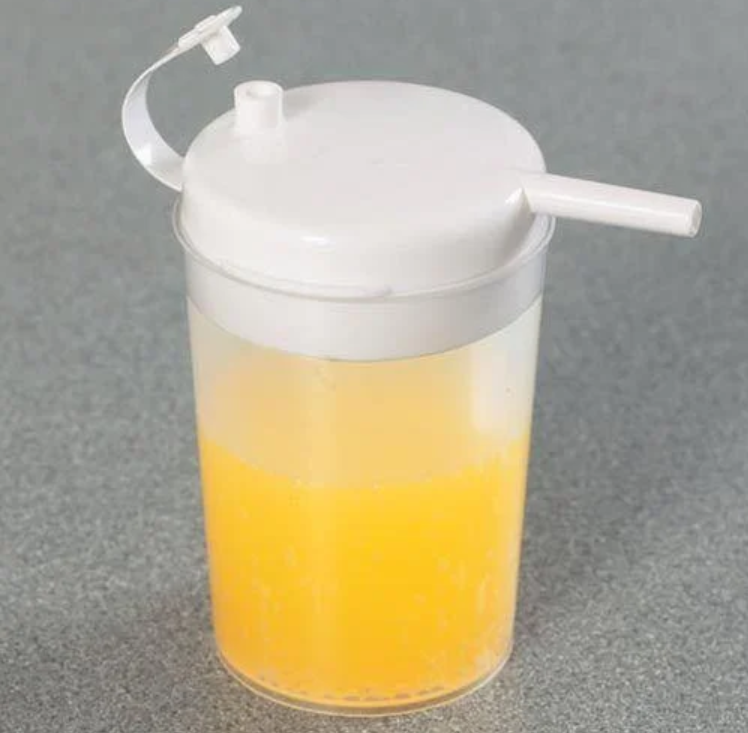 Novo Cup Adult Feeder Beaker With Lid And Spout