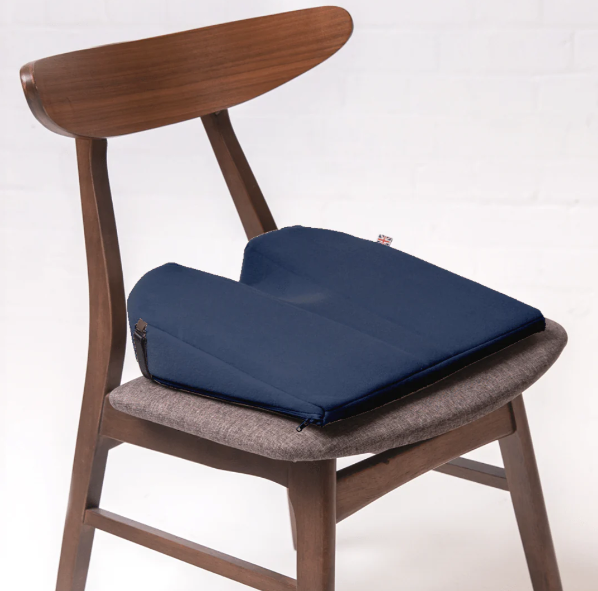 Putnams 11° Degree Sitting Wedge with Coccyx Cut Out (3¾")