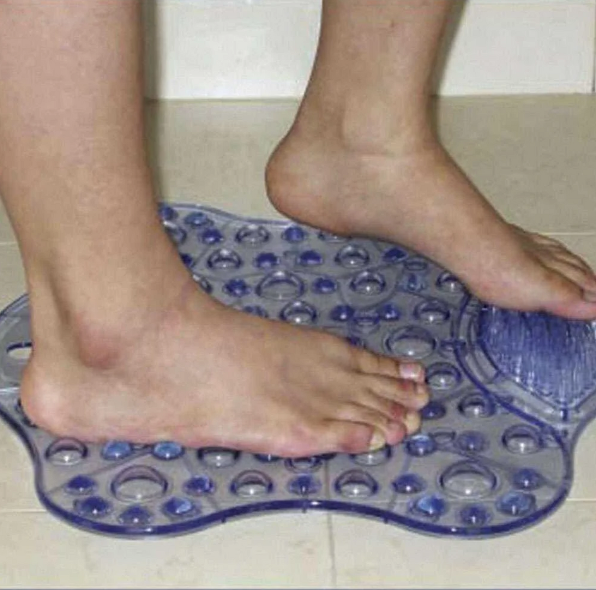 Shower Mat with Foot Cleaner: Non-Slip Safety and Hands-Free Foot Care