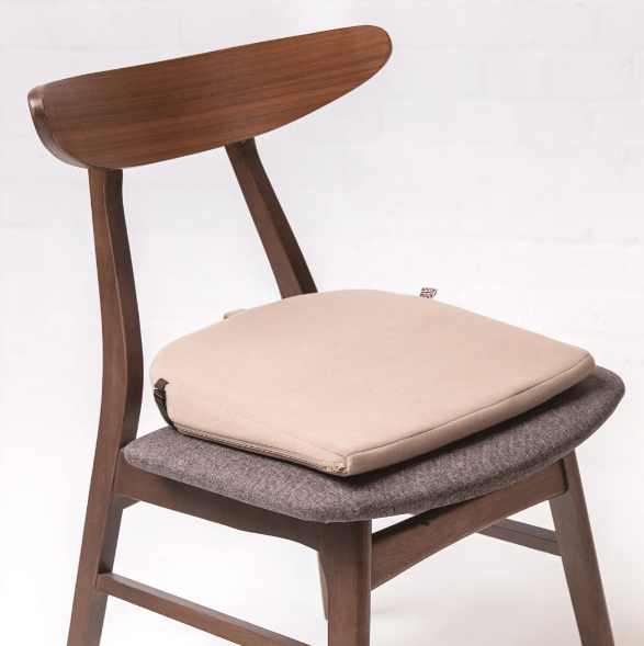 Putnams 8° Degree Sitting Wedge(3"): Posture and Pain Relief